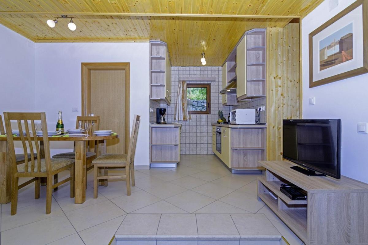 Chalets Bogo & Neno Ledenice Ngoại thất bức ảnh