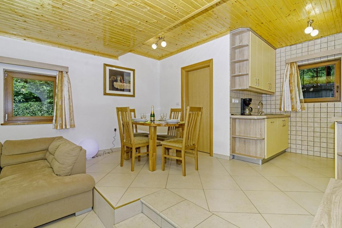 Chalets Bogo & Neno Ledenice Ngoại thất bức ảnh